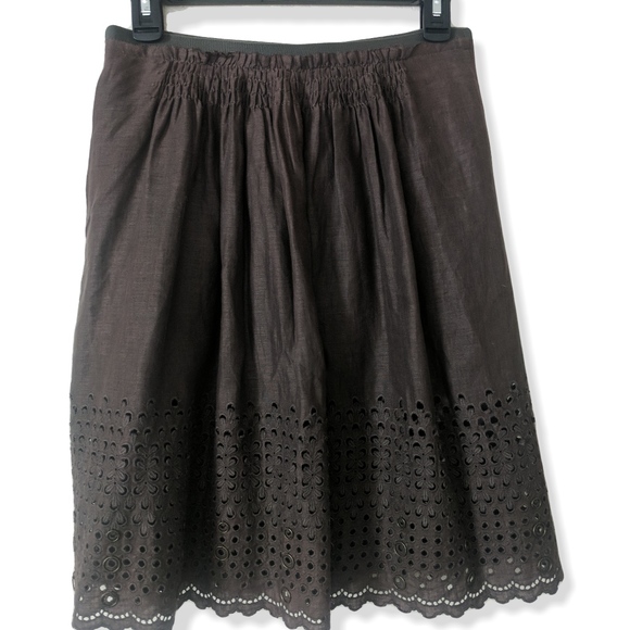 Olive linen lace & eyelet skirt - Picture 2 of 5